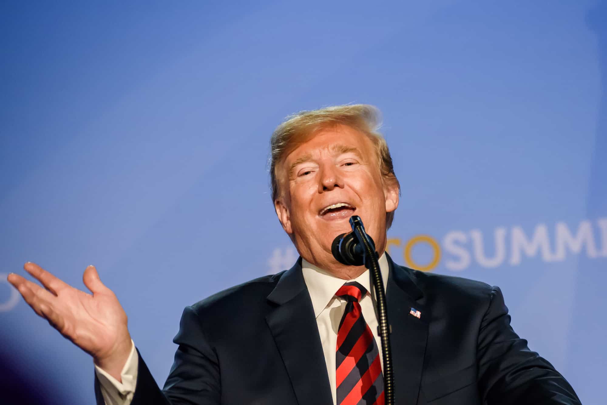 Трамп предупредил Иран о «жестком ударе» в случае срыва переговоров
